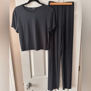 NUUDS mini ribbed pajama set